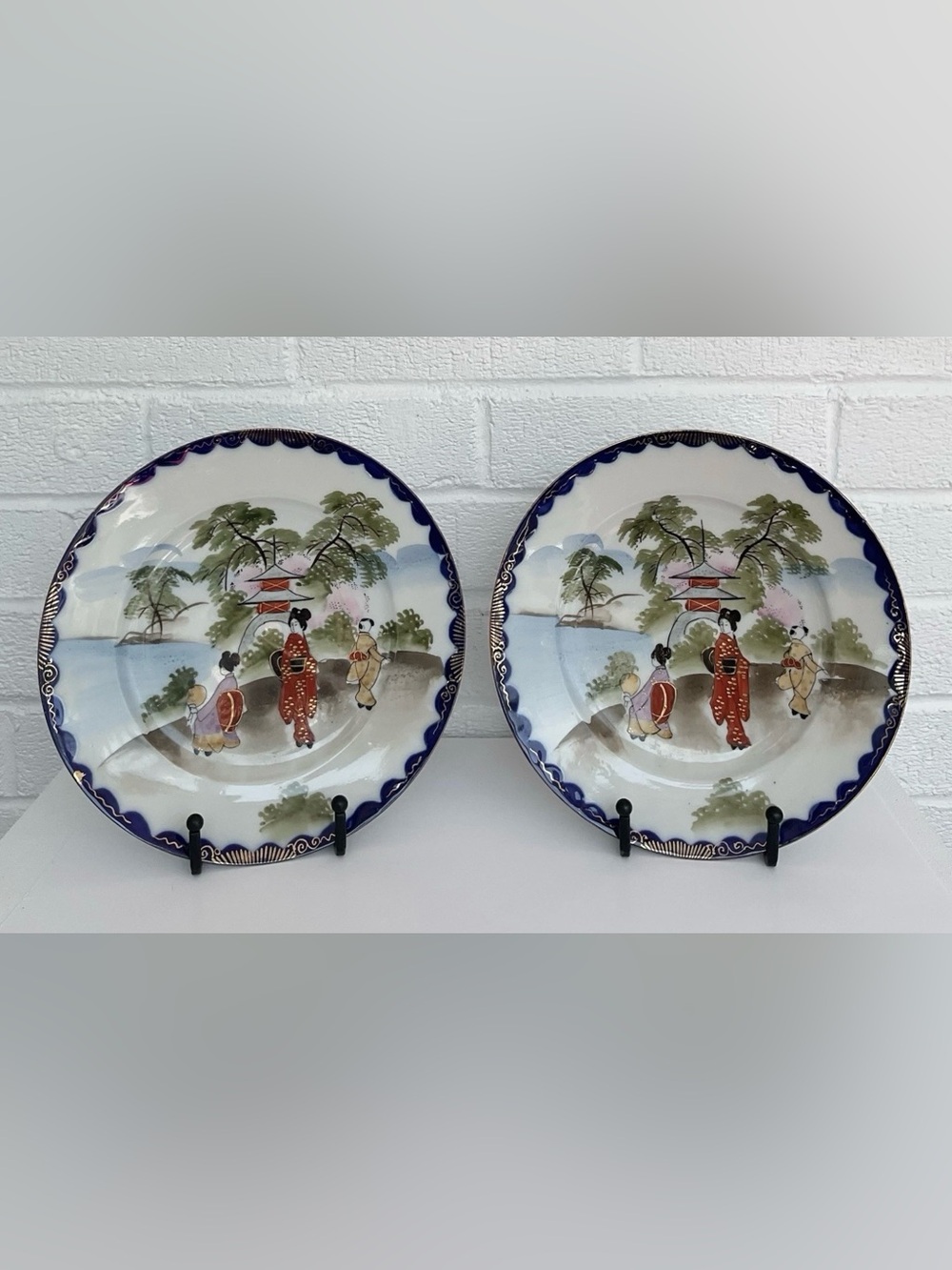 Pair Vintage Japan Hand Painted Geisha Plates Cobalt Blue Gold Gilt 8.25”